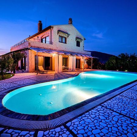 Villa Petrino Halikounas Exteriér fotografie
