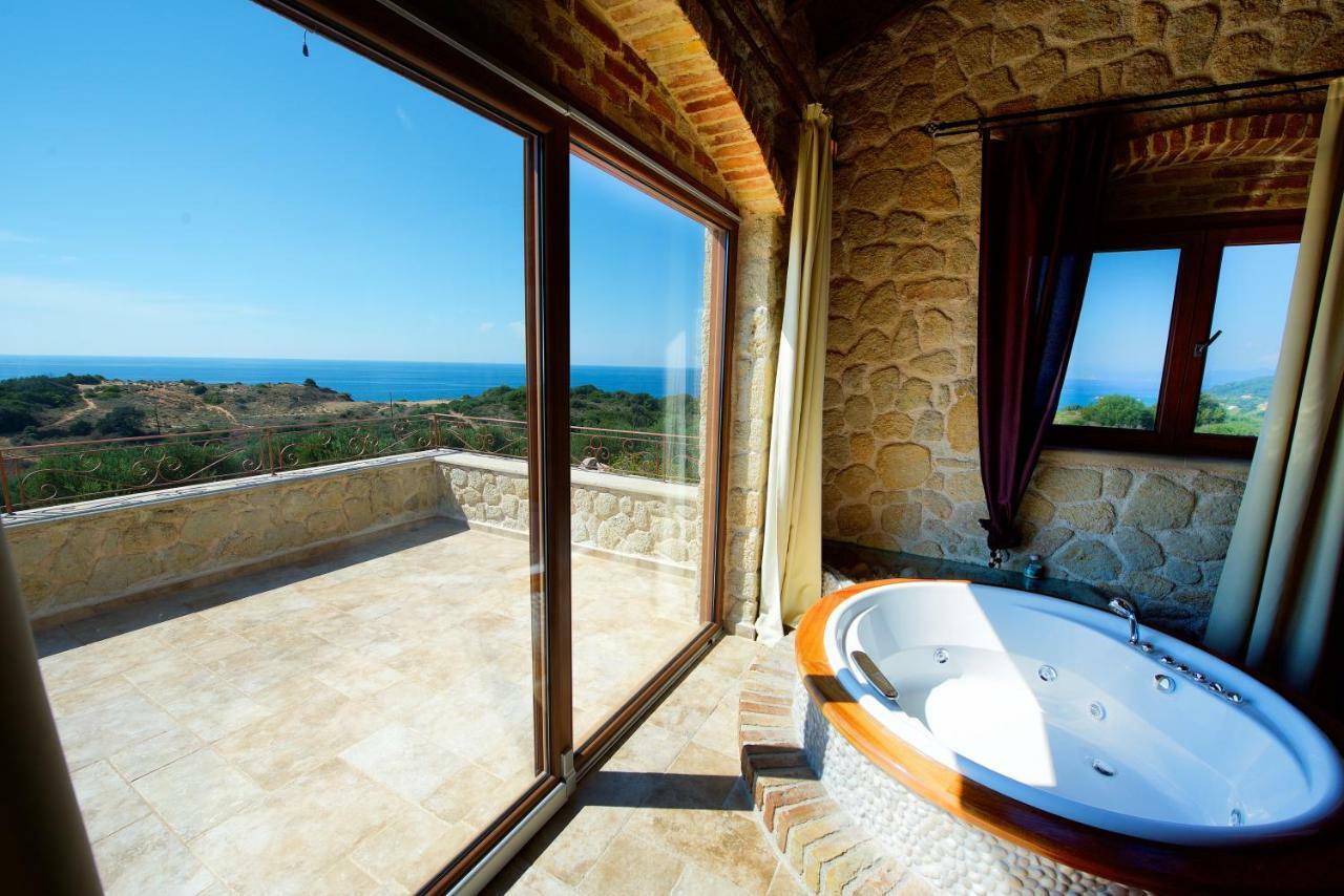 Villa Petrino Halikounas Exteriér fotografie