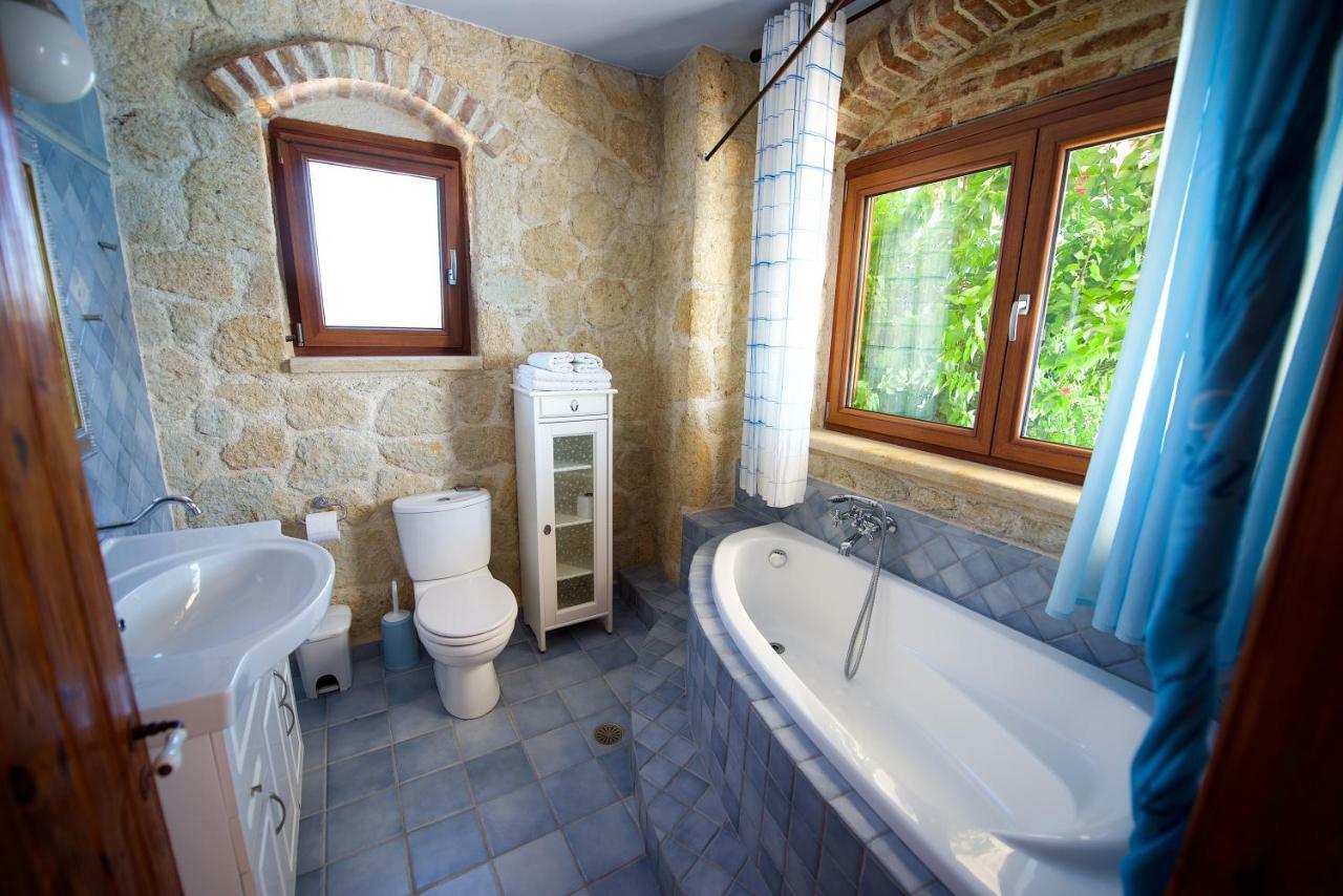Villa Petrino Halikounas Exteriér fotografie