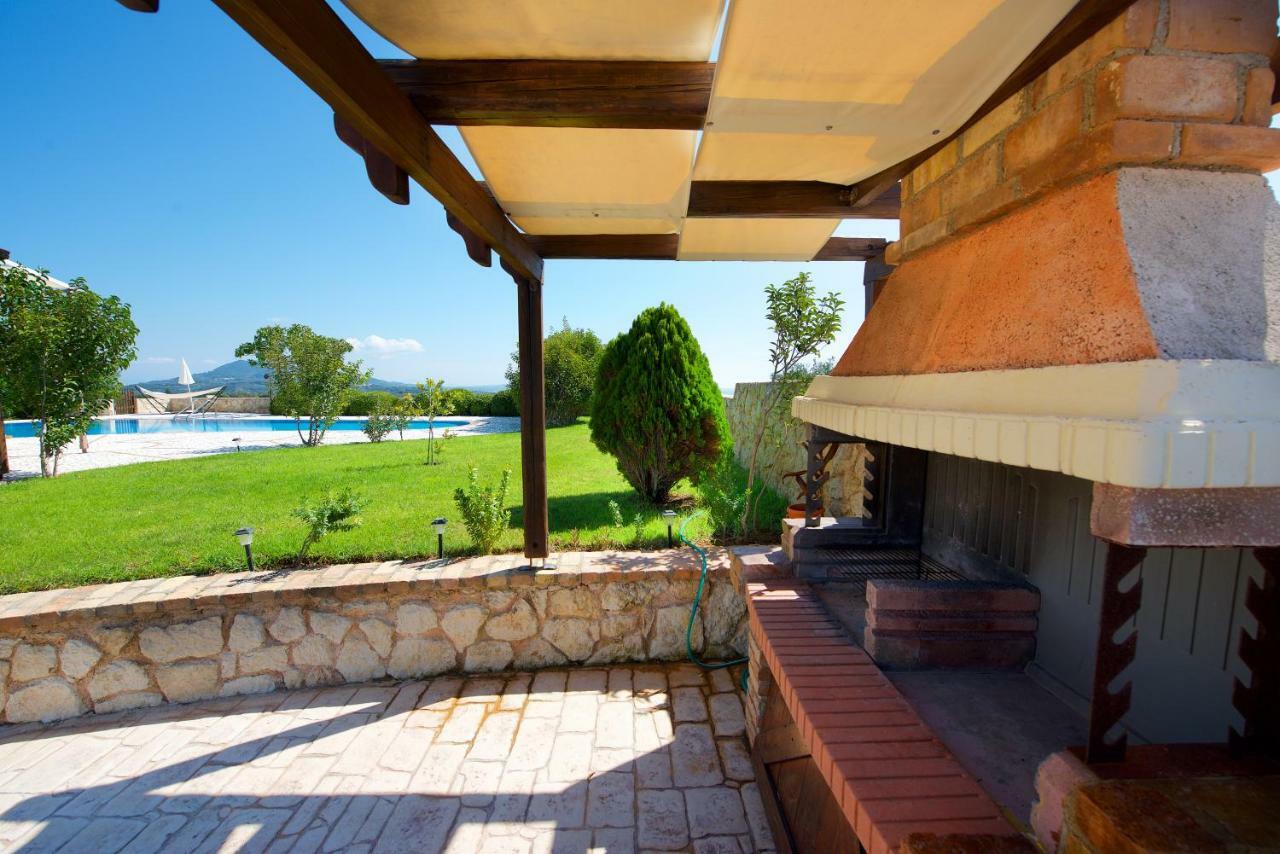 Villa Petrino Halikounas Exteriér fotografie