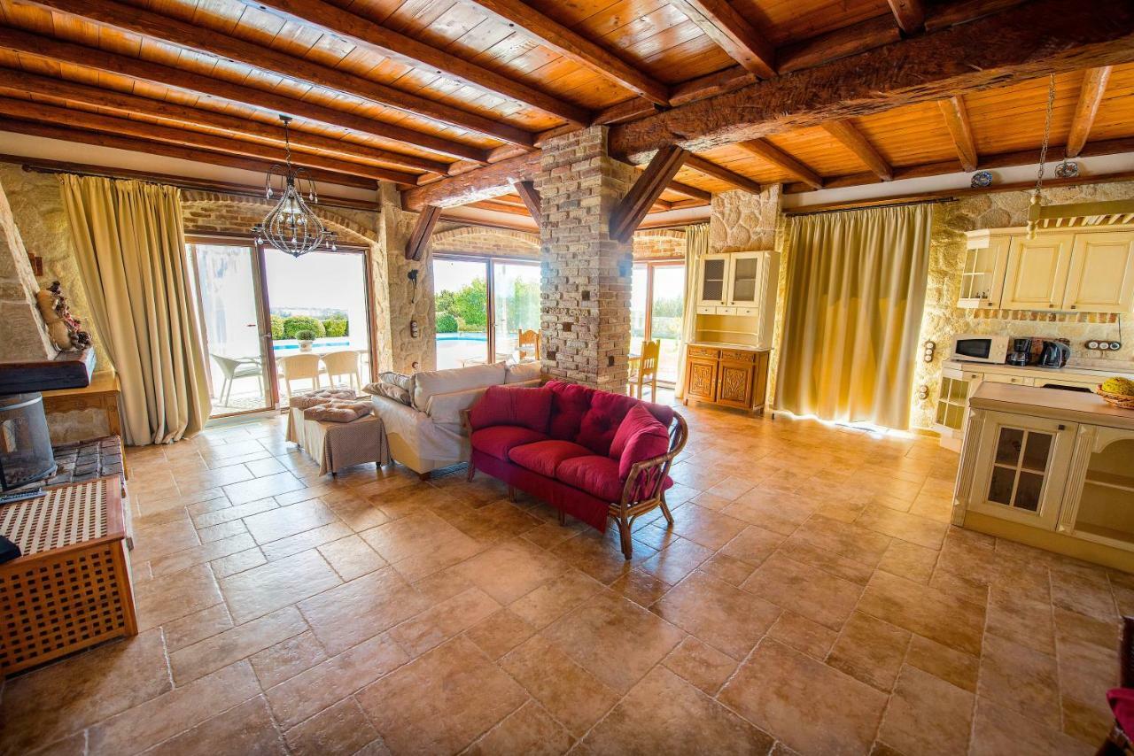 Villa Petrino Halikounas Exteriér fotografie