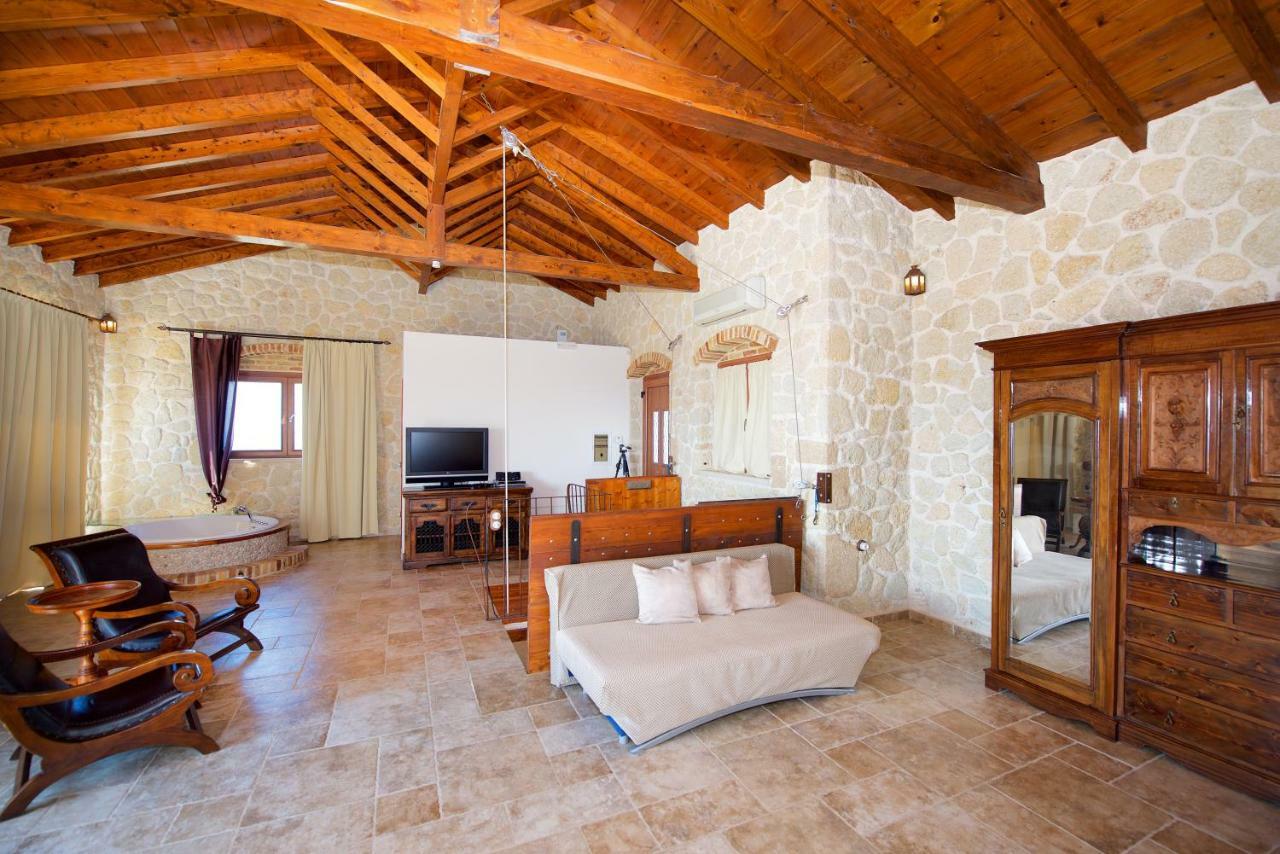 Villa Petrino Halikounas Exteriér fotografie